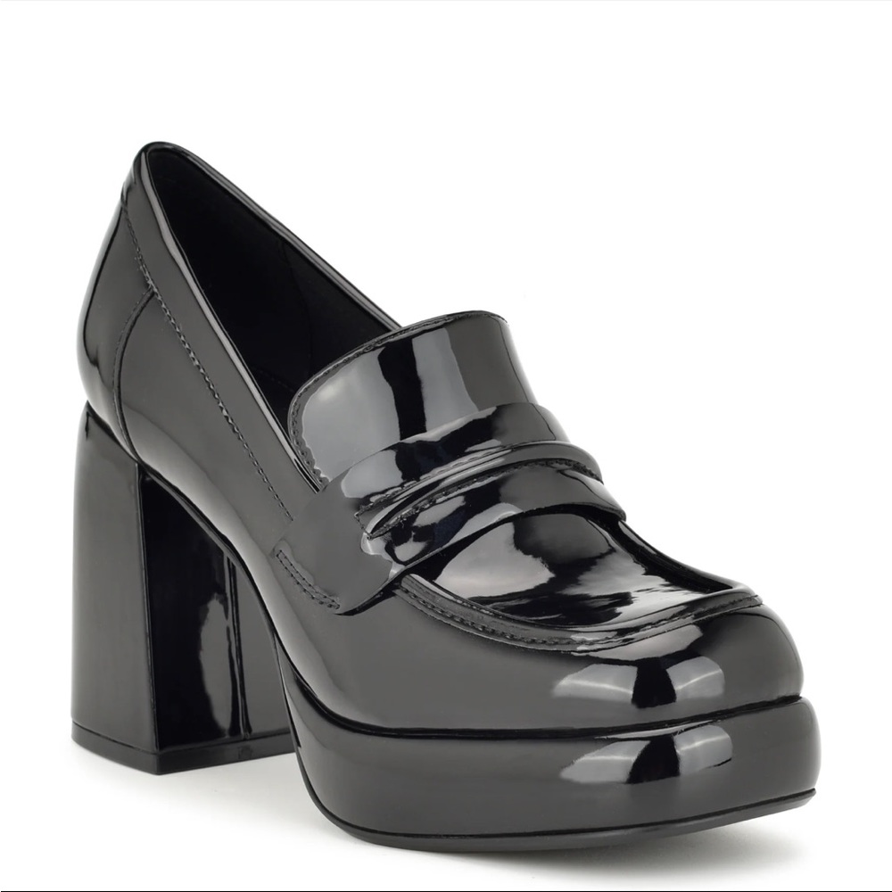 Nine West Heeled Loafer 7.5 never worn